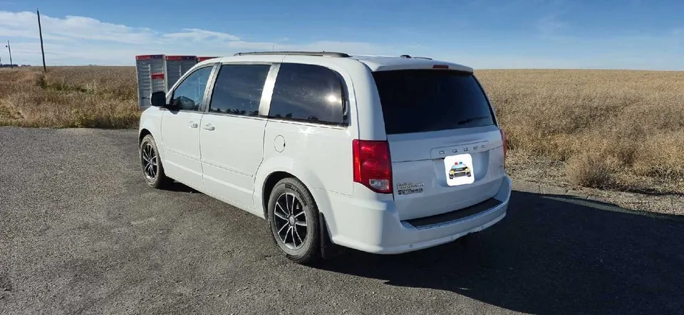 Dodge Grand Caravan 2017 photo 3