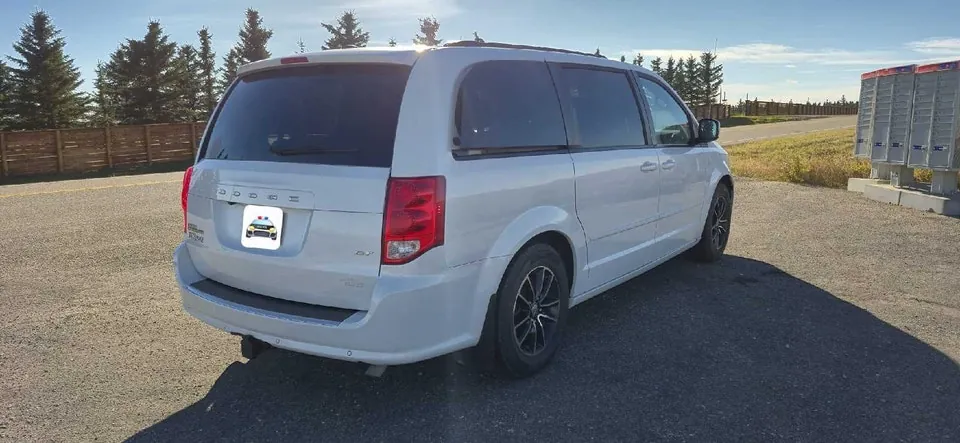 Dodge Grand Caravan 2017 photo 4