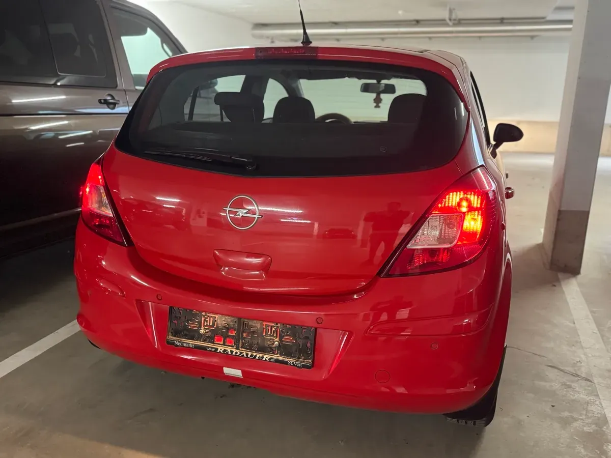 Opel Corsa 2009 photo 2