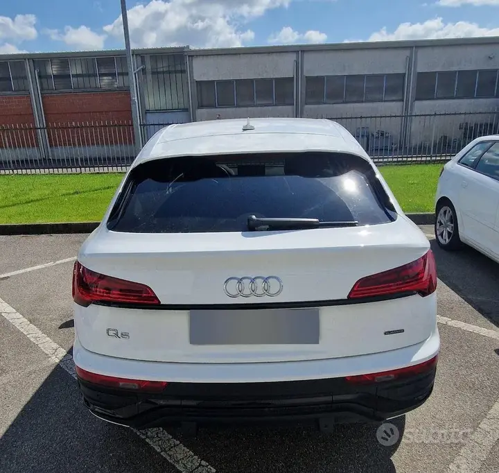 Audi Q5 2022 photo 5