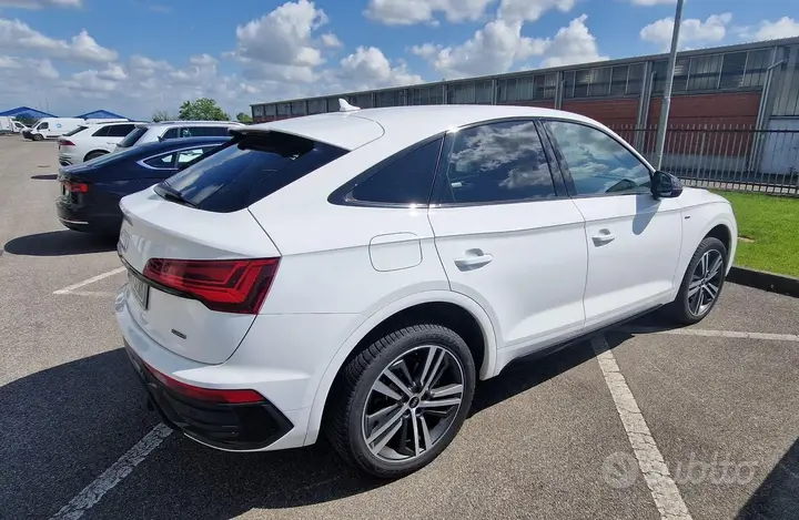 Audi Q5 2022 photo 3