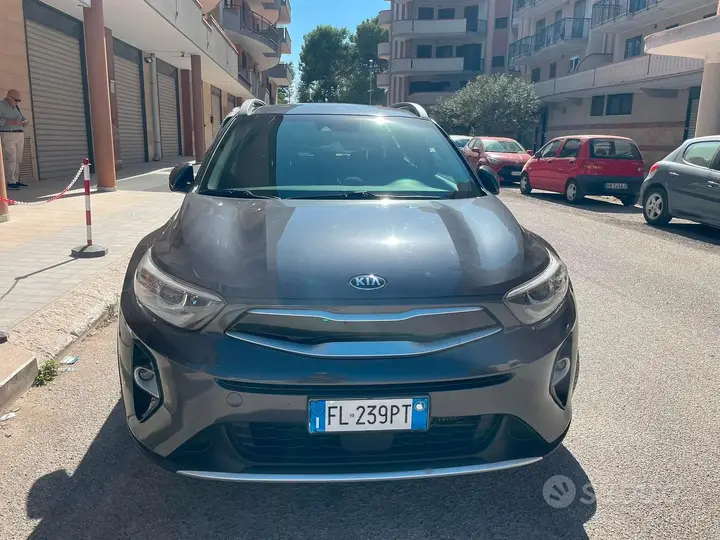 Kia Stonic 2017 photo 2