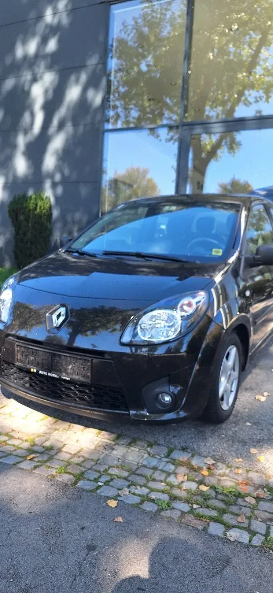 Renault Twingo 2011 photo 2
