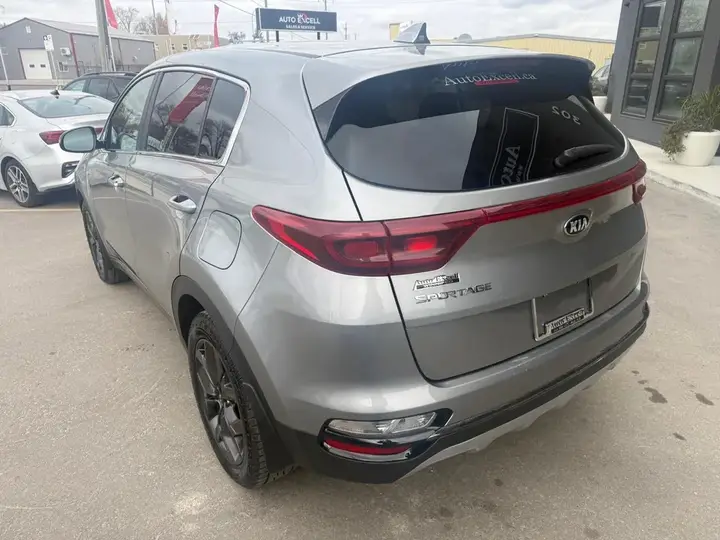 Kia Sportage 2021 photo 3