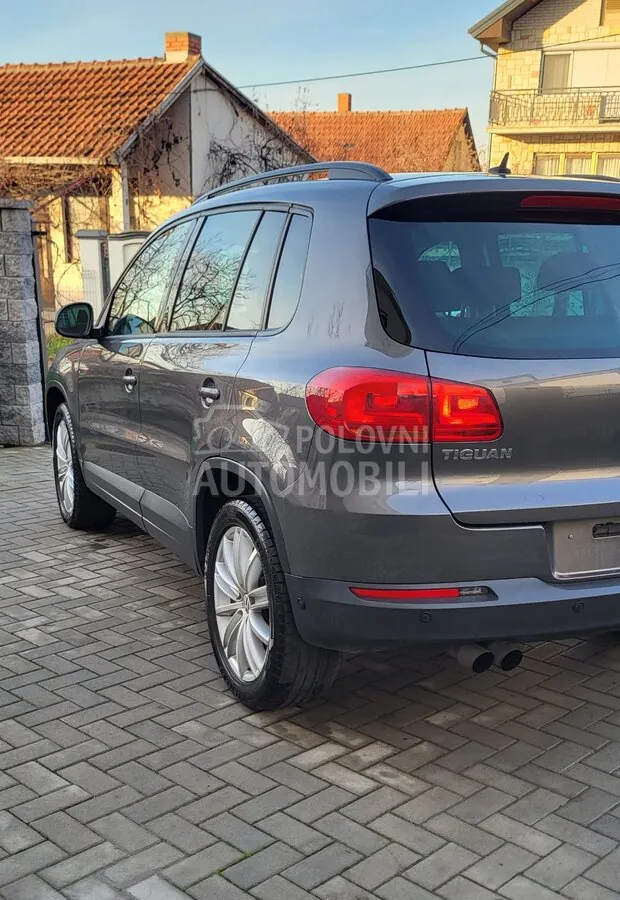 Volkswagen Tiguan 2012 photo 5