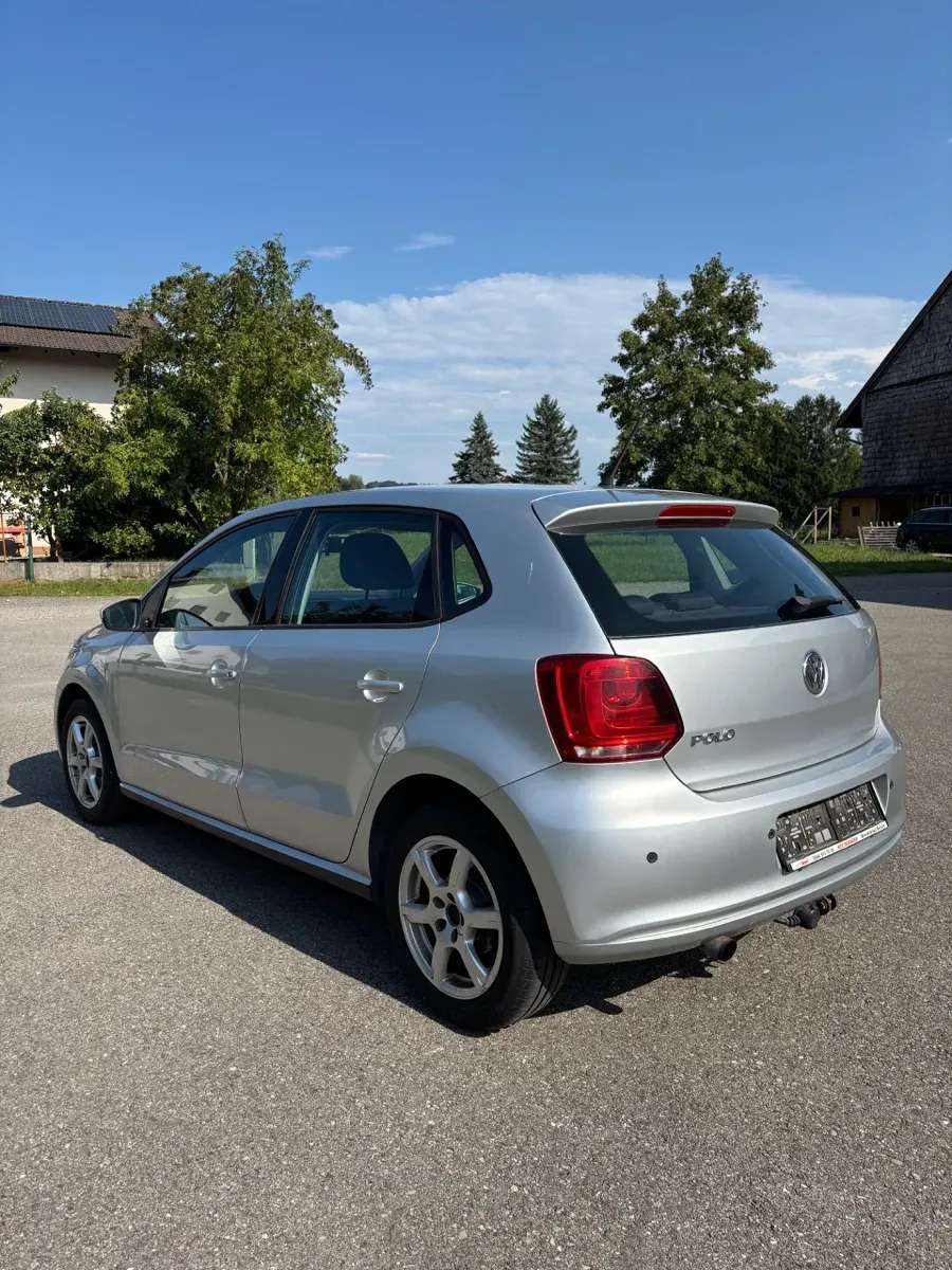 Volkswagen Polo 2011 photo 3