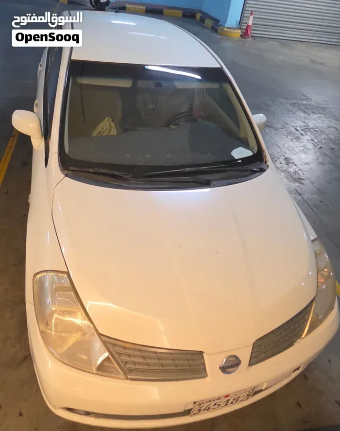 Nissan Tiida 2006 photo 2