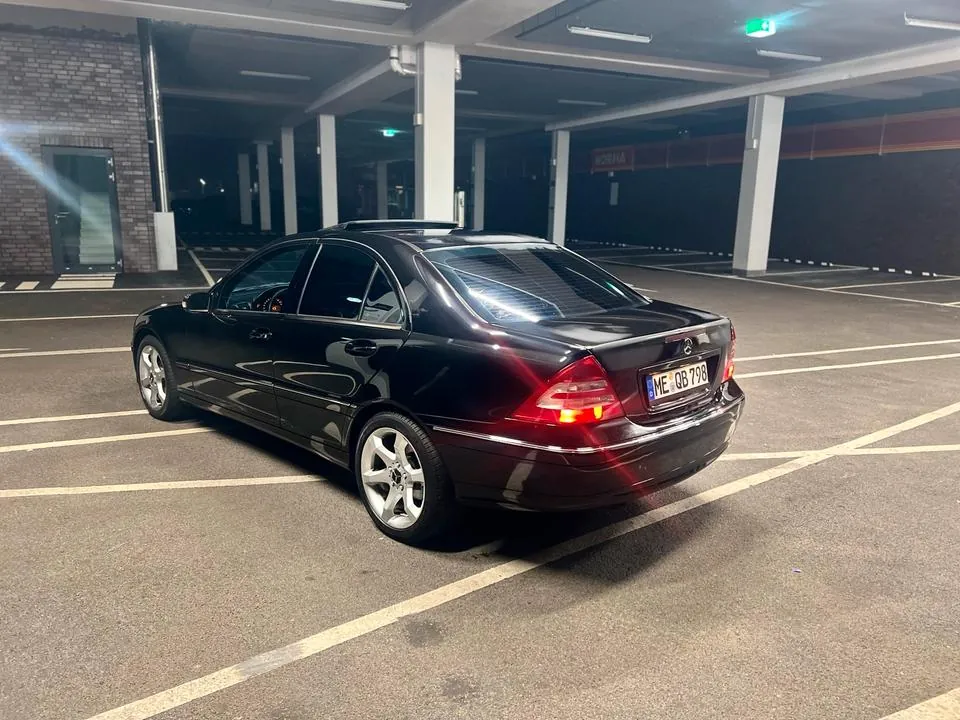 Mercedes-Benz C 200