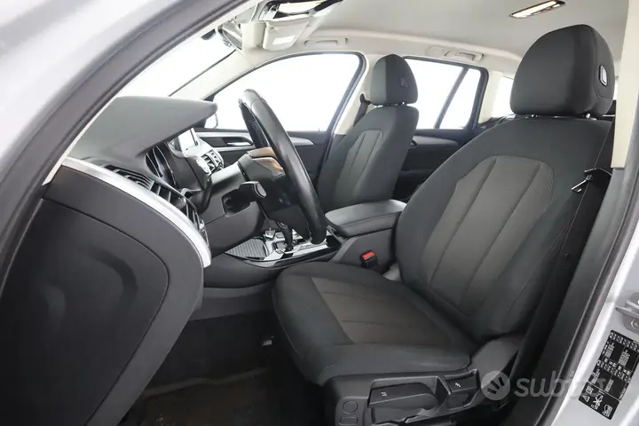 BMW X3 2019 photo 2