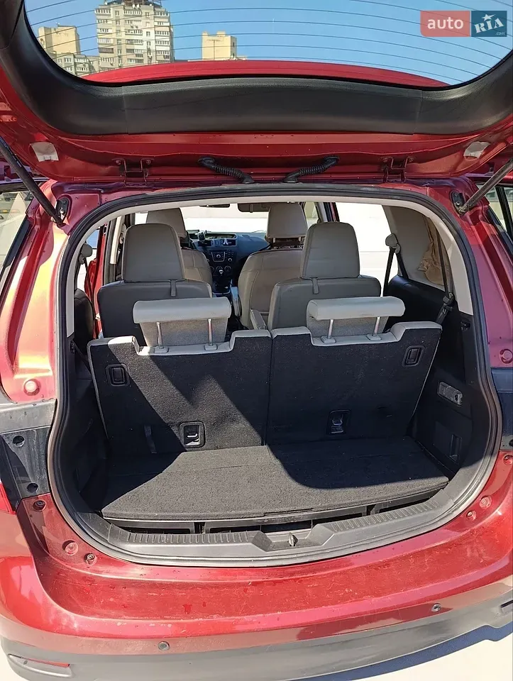 Mazda Mazda 5 2012 photo 4