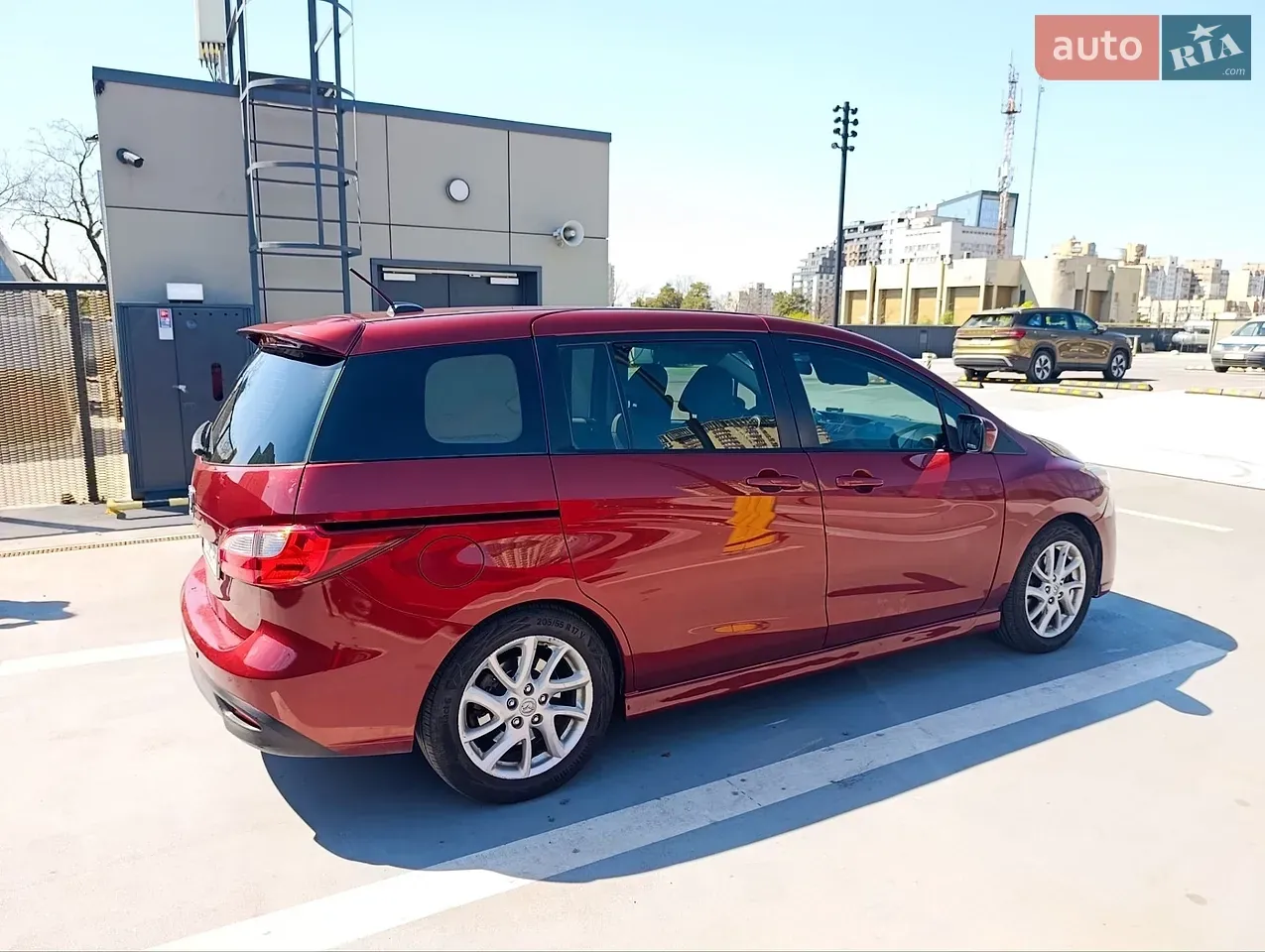 Mazda Mazda 5 2012 photo 2