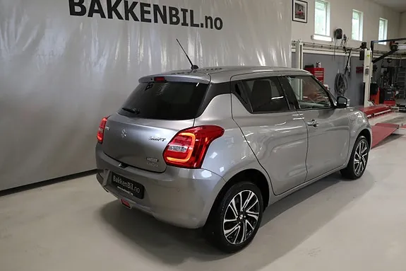 Suzuki Swift 2022 photo 3