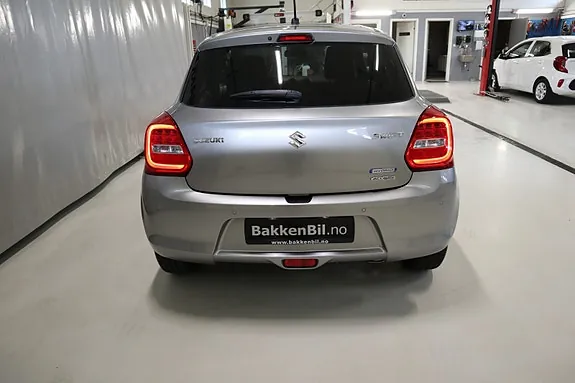 Suzuki Swift 2022 photo 5
