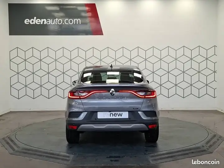 Renault Arkana 2023 photo 4