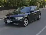 BMW 1 Series 2009 photo 2