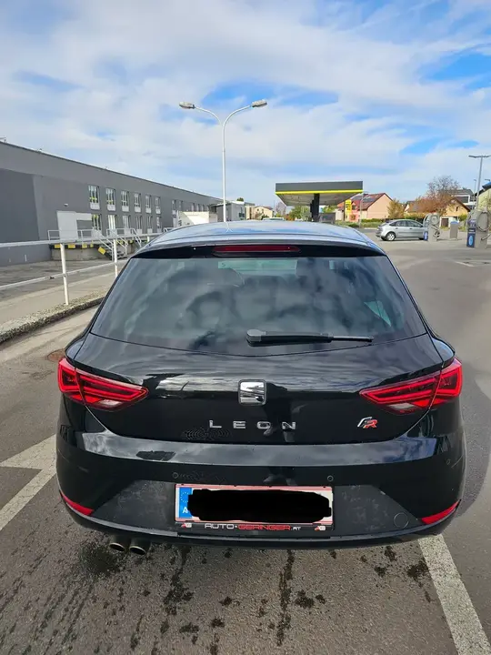 Seat Leon 2017 photo 2