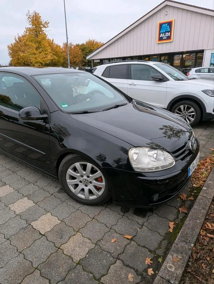 Volkswagen Golf V
