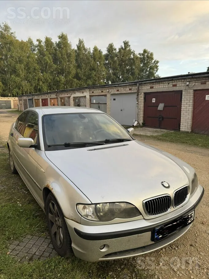 BMW 320