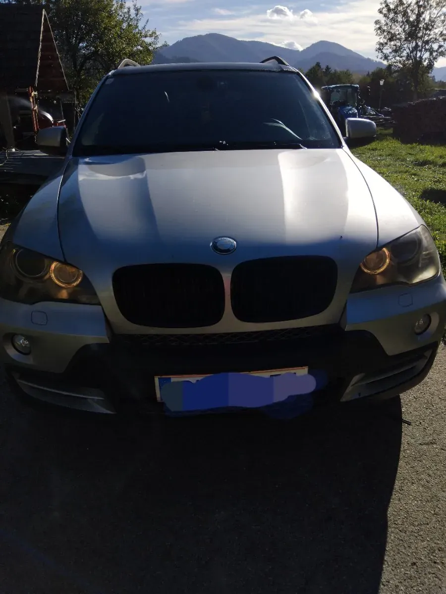 BMW X5 2008 photo 2