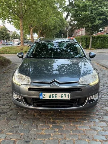 Citroen C5 2011 photo 2