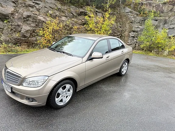 Mercedes-Benz C200 D 2007 photo 3