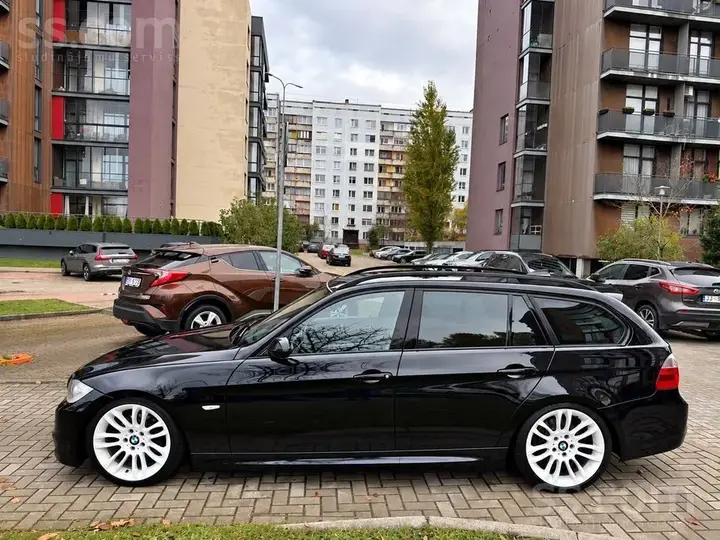 BMW 320 2006 photo 3