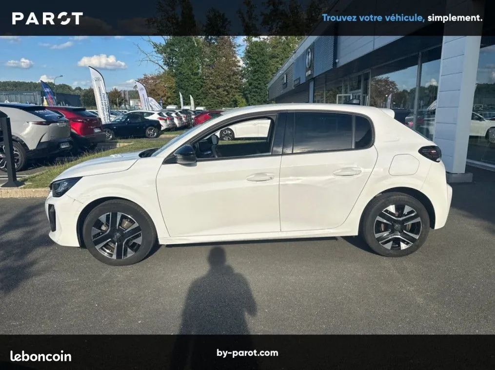 Peugeot 208 2025 photo 2