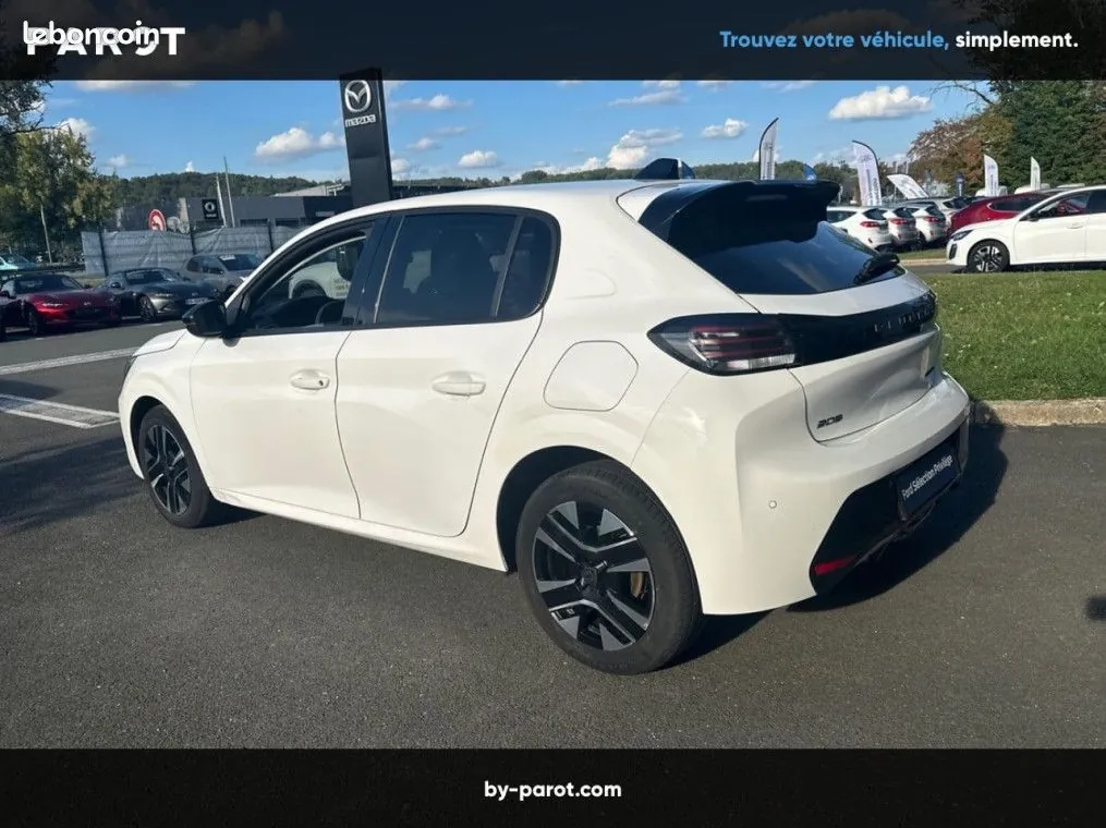 Peugeot 208 2025 photo 3