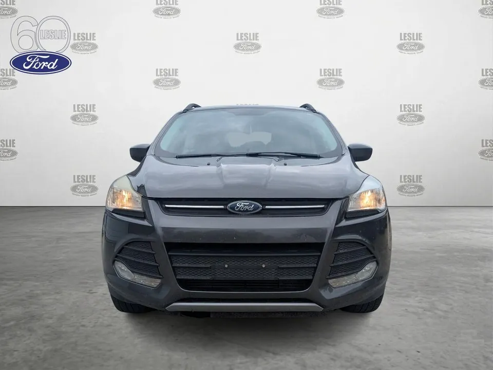 Ford Escape 2015 photo 2