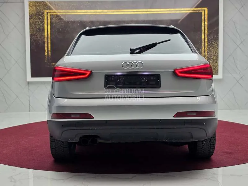 Audi Q3 2012 photo 4