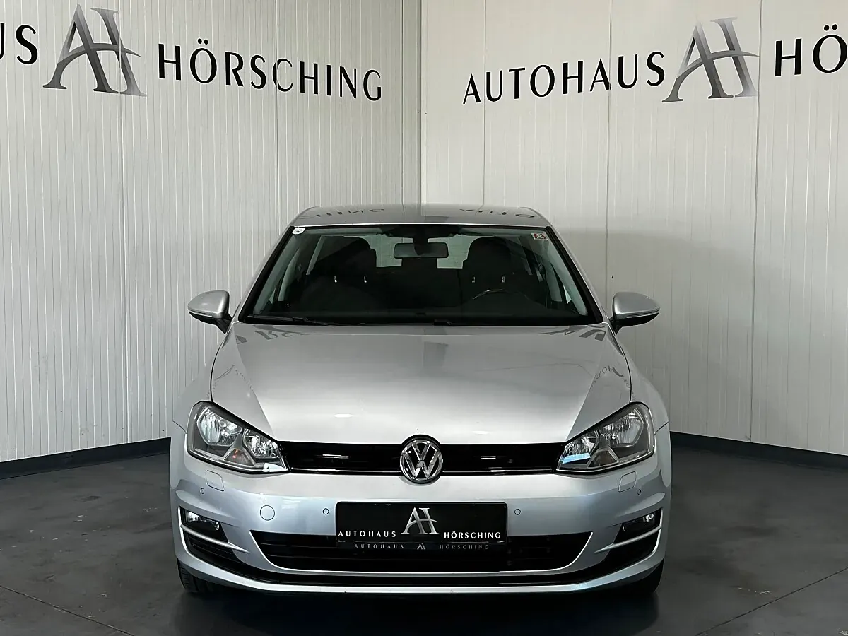 Volkswagen Golf 2013 photo 2