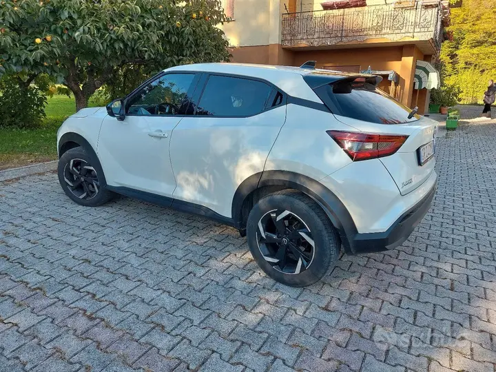 Nissan Juke 2023 photo 2