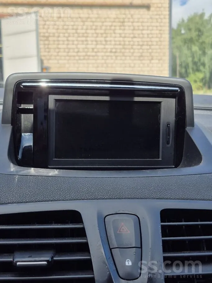 Renault Megane 2015 photo 3