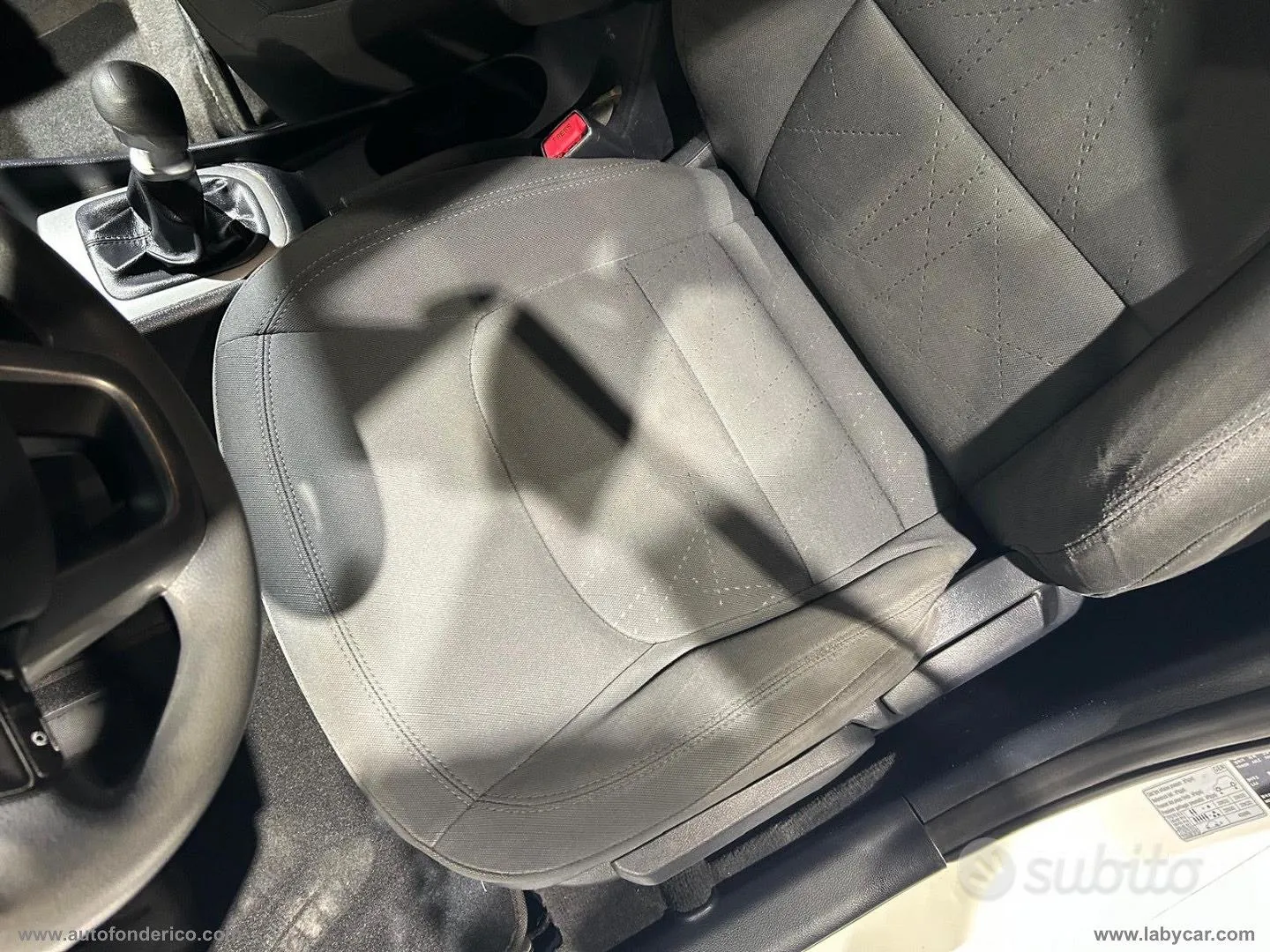 Kia Rio 2012 photo 5