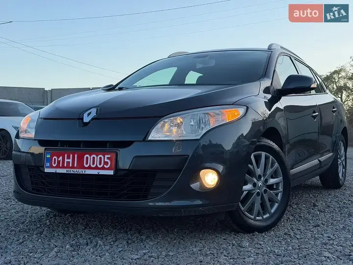 Renault Megane 2010 photo 2