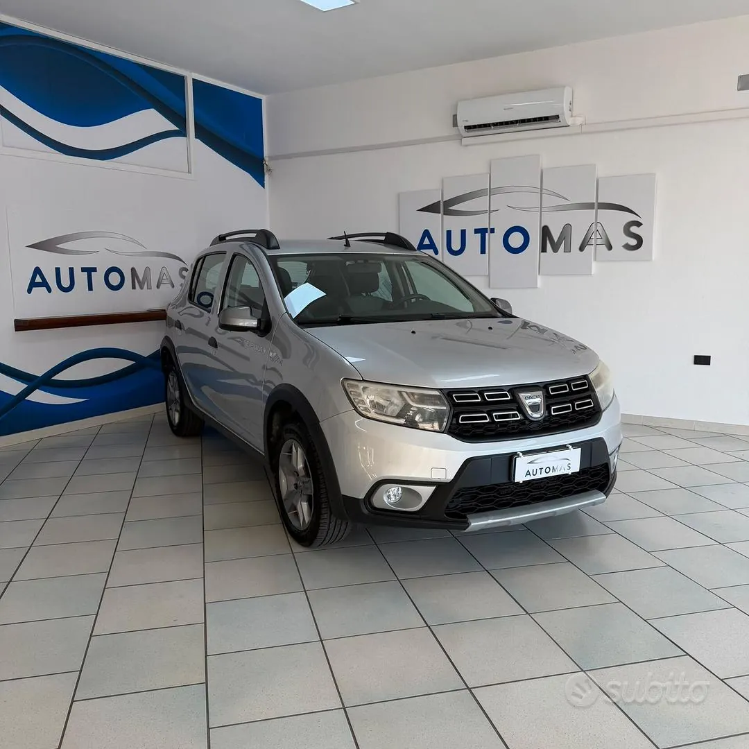 Dacia Sandero 2018 photo 2