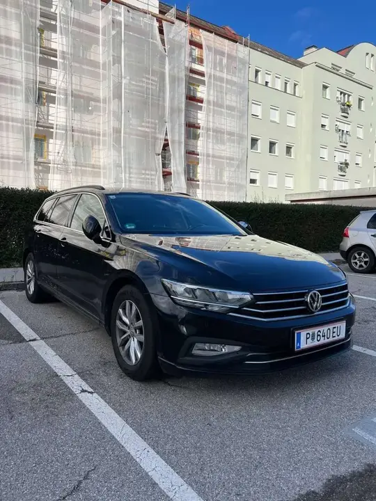 Volkswagen Passat 2020 photo 2