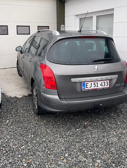 Peugeot 308 2008 photo 4