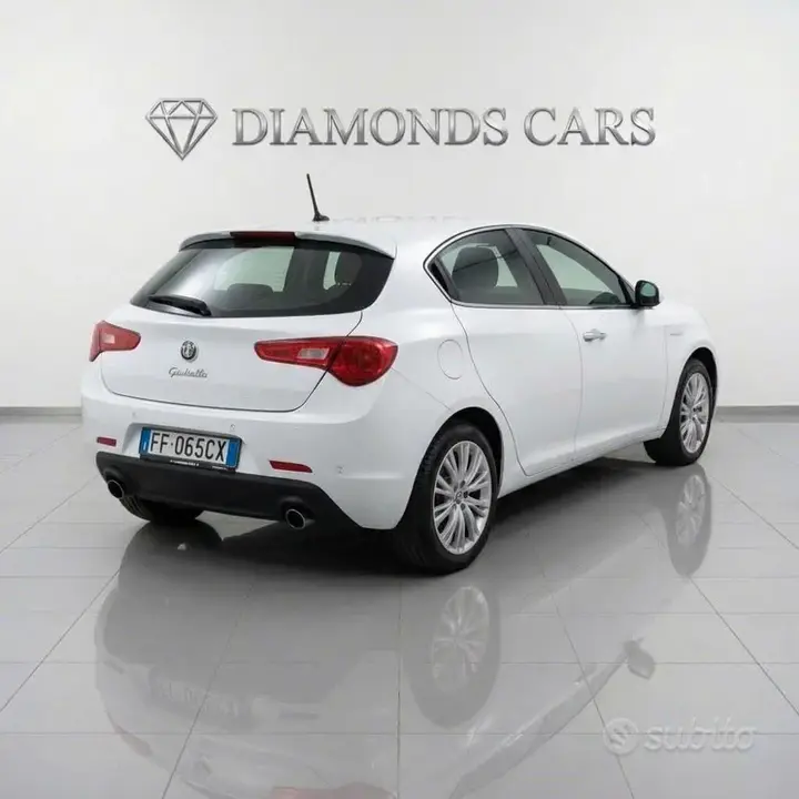 Alfa Romeo Giulietta 2016 photo 5