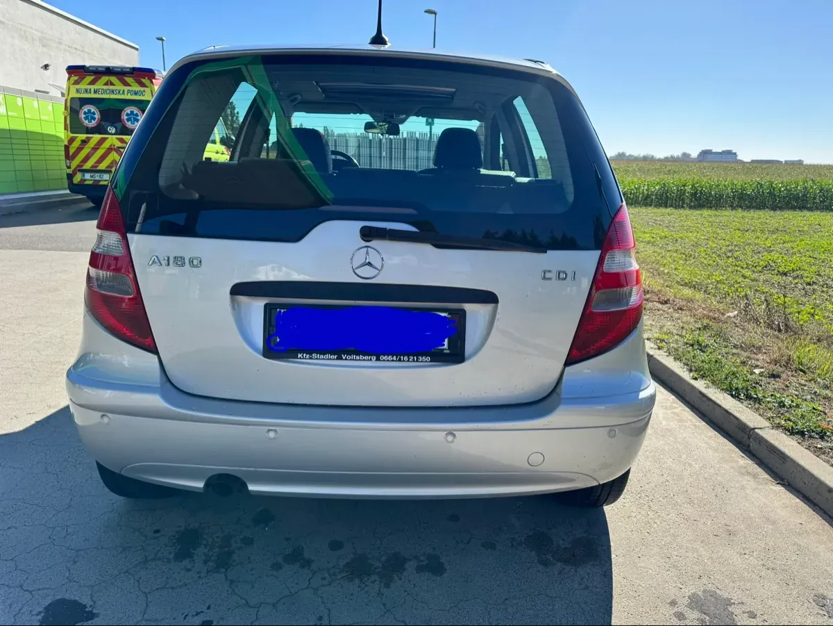 Mercedes-Benz A-Class 2008 photo 2