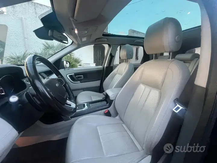 Land Rover Discovery Sport 2015 photo 5