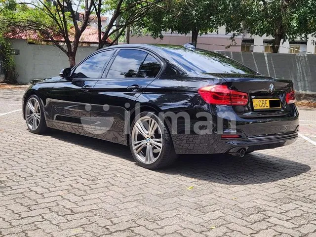 BMW 318I 2018 photo 3