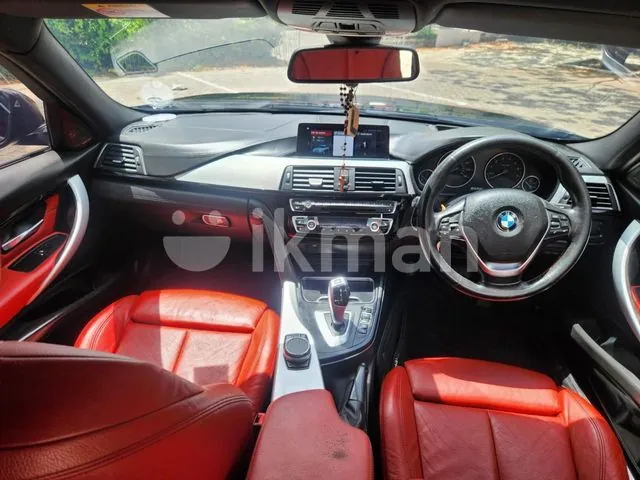 BMW 318I 2018 photo 4