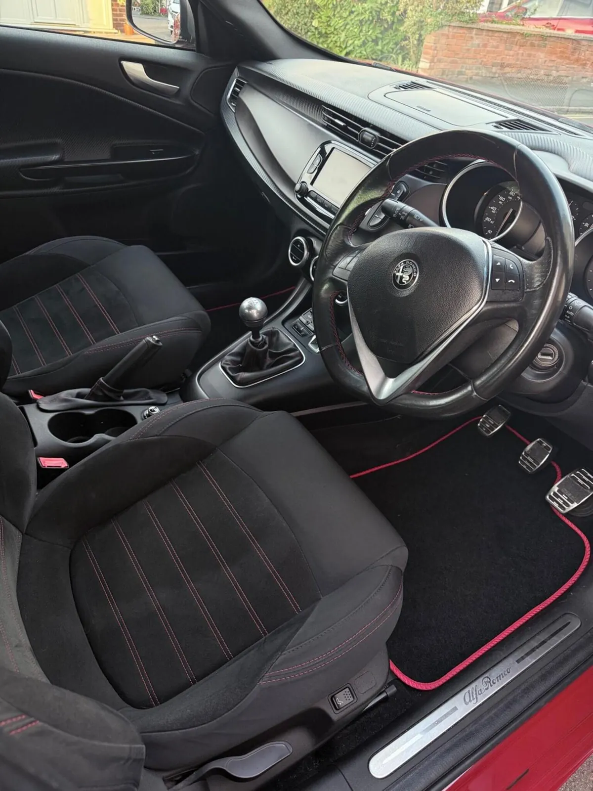 Alfa Romeo Giulietta 2016 photo 5