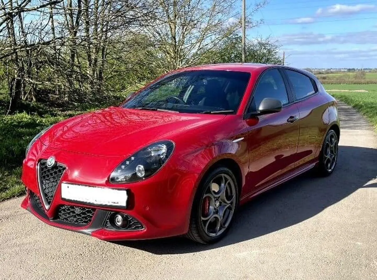 Alfa Romeo Giulietta 2016 photo 2