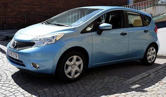 Nissan Note 2015 photo 3