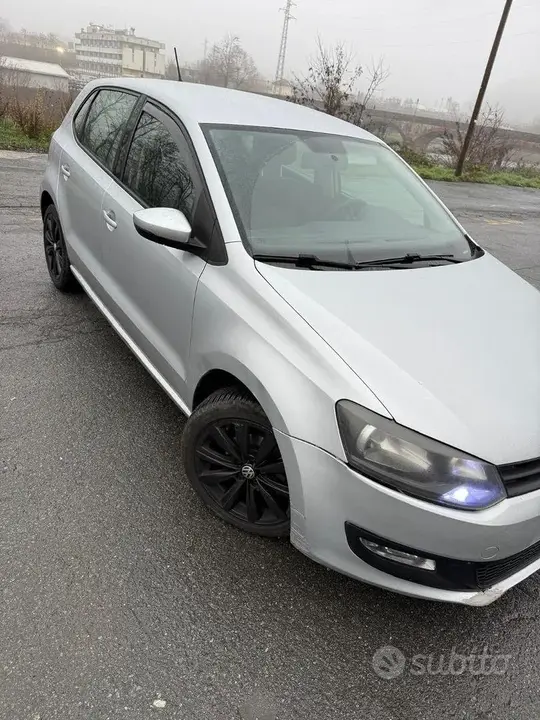 Volkswagen Polo 2011 photo 5