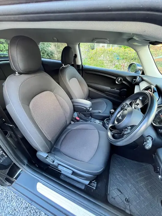 Mini Hatch 2018 photo 5