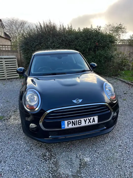 Mini Hatch 2018 photo 2