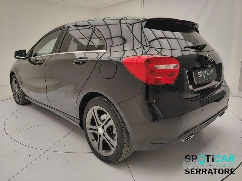 Mercedes-Benz A 2015 photo 4